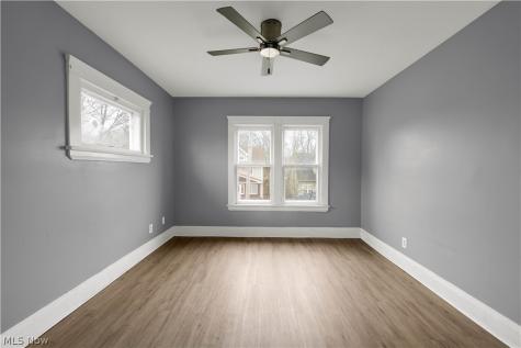 16119 Parkgrove Avenue Cleveland OH 44110