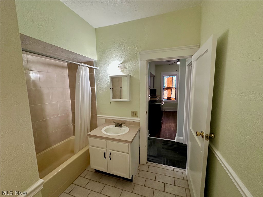 404 Stanton Avenue Akron OH 44301