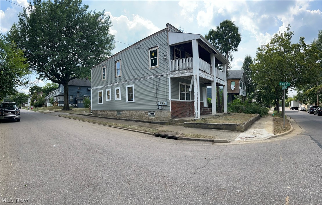 404 Stanton Avenue Akron OH 44301