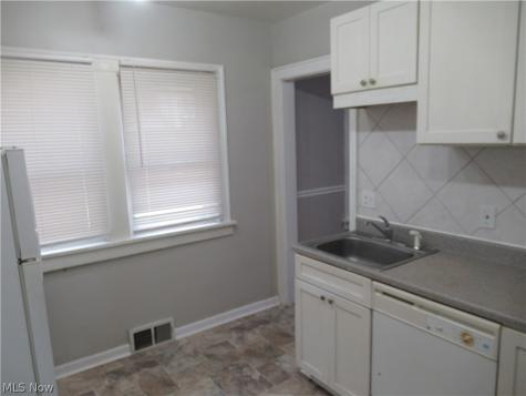 3636 W 122nd Street Cleveland OH 44111