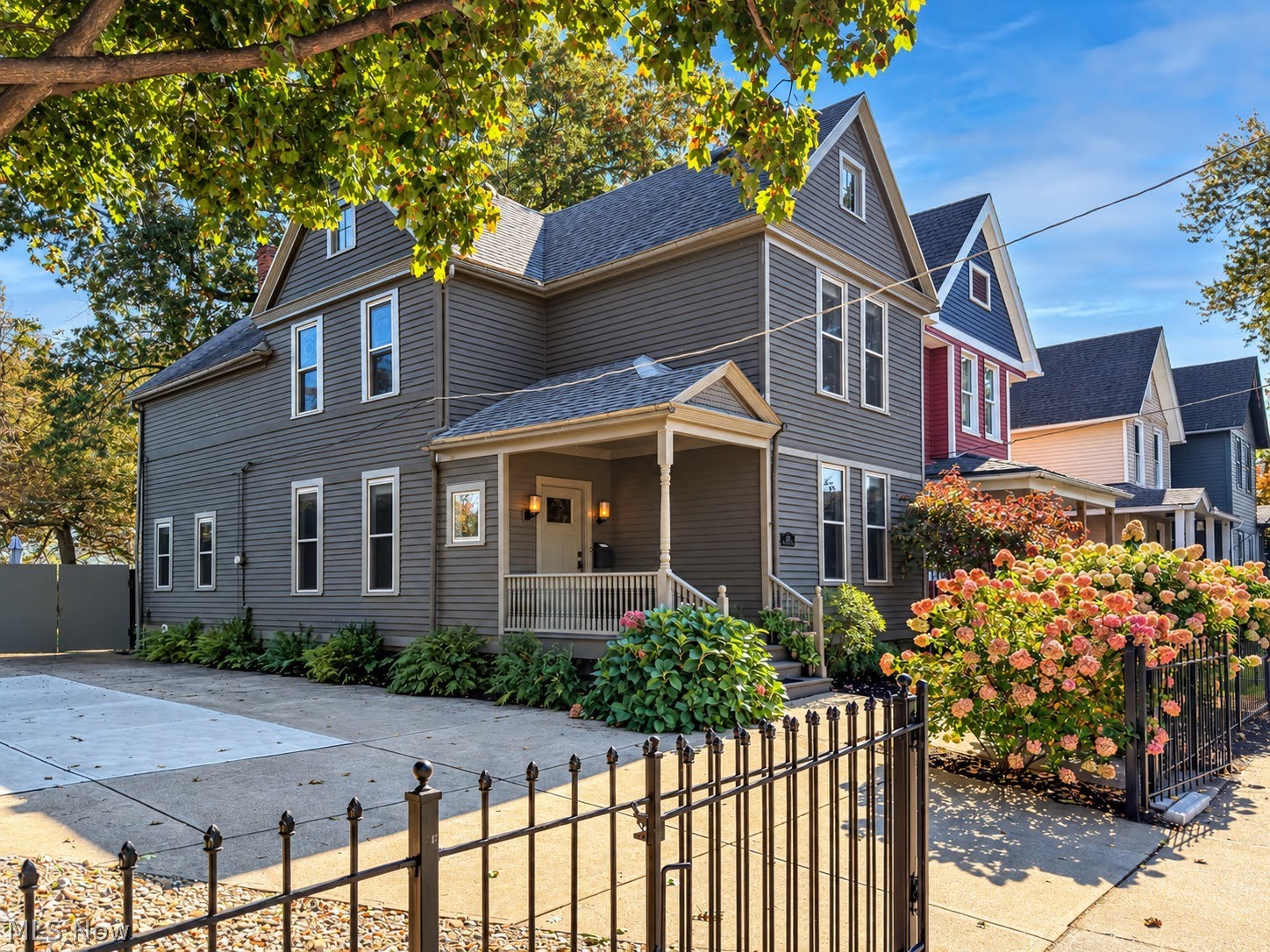 1909 W 52nd Street Cleveland OH 44102