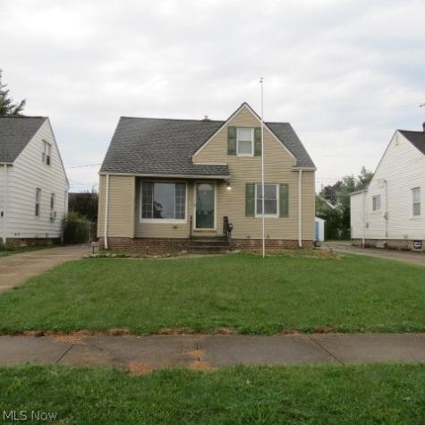 7502 Arden Avenue Parma OH 44129