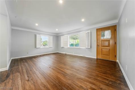2640 Carmen Drive Rocky River OH 44116