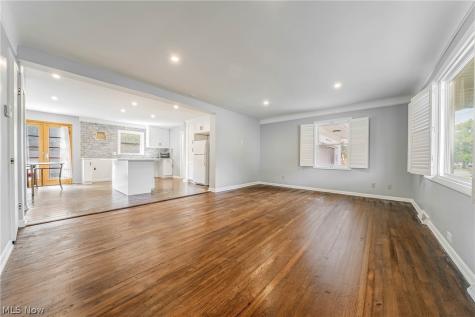 2640 Carmen Drive Rocky River OH 44116