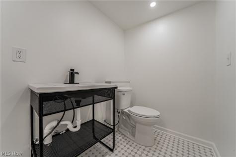 2640 Carmen Drive Rocky River OH 44116