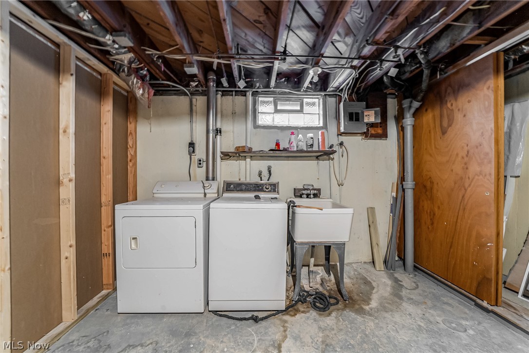 2640 Carmen Drive Rocky River OH 44116