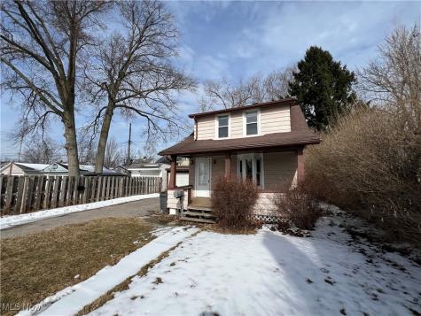 19414 Shoreland Avenue Rocky River OH 44116