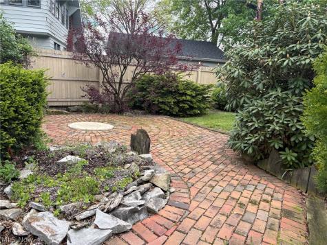 59 S Pershing Avenue Akron OH 44313
