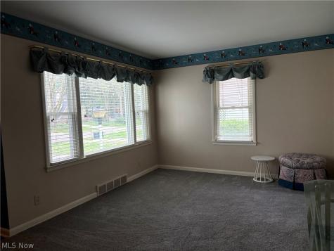 59 S Pershing Avenue Akron OH 44313