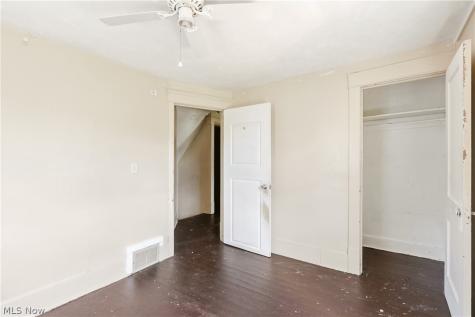 285 Sumner Court Akron OH 44311
