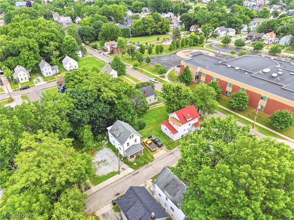 285 Sumner Court Akron OH 44311