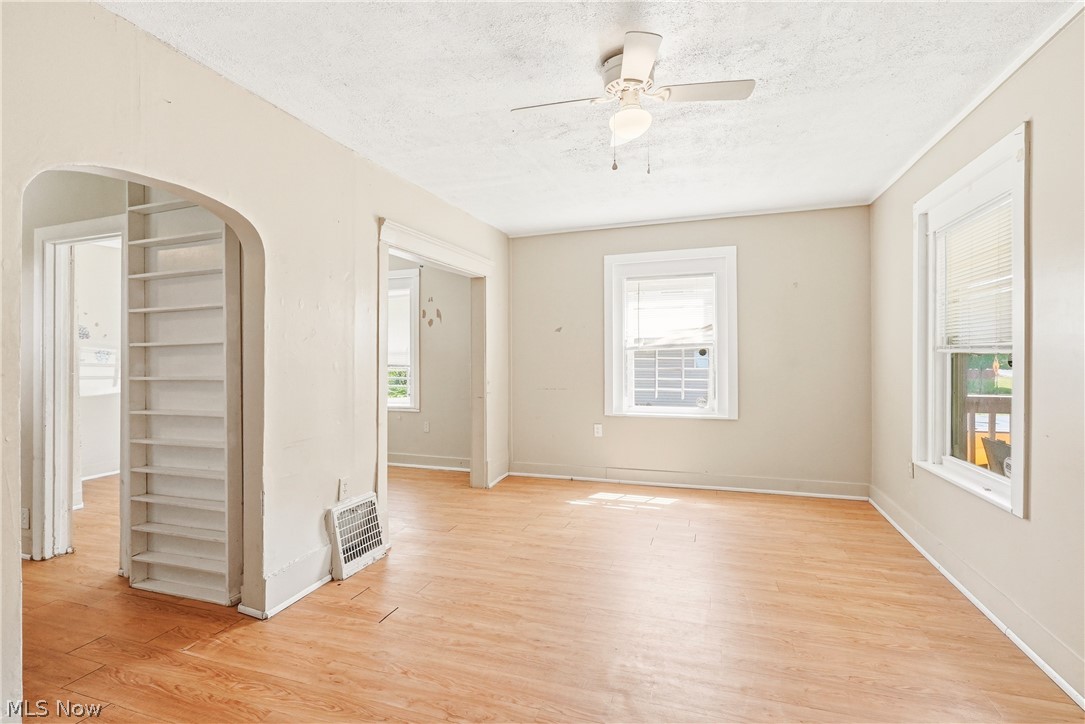 285 Sumner Court Akron OH 44311