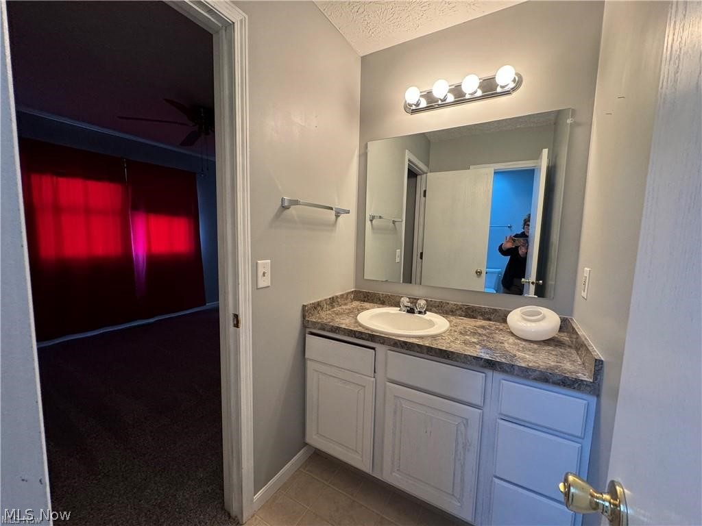 242 Ravenshollow Drive Cuyahoga Falls OH 44223