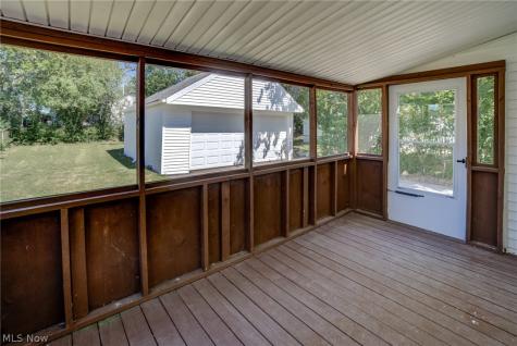 541 Helper Drive Bedford OH 44146