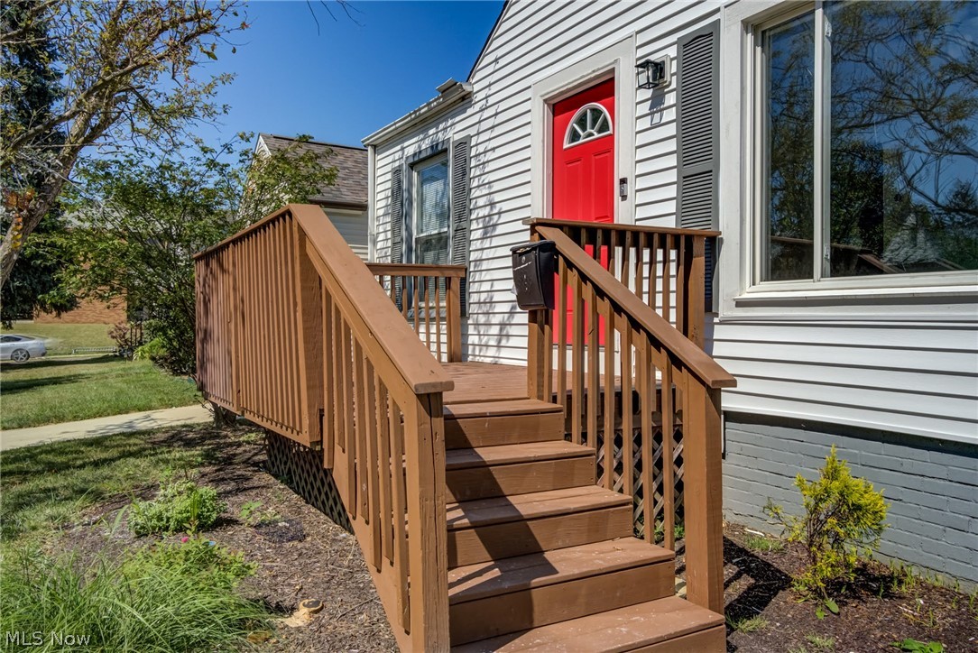 541 Helper Drive Bedford OH 44146