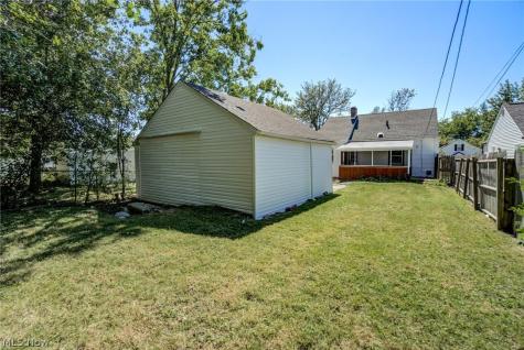 541 Helper Drive Bedford OH 44146
