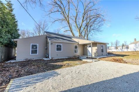 34469 Roberts Road Eastlake OH 44095