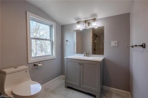 34469 Roberts Road Eastlake OH 44095
