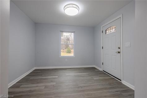 34469 Roberts Road Eastlake OH 44095