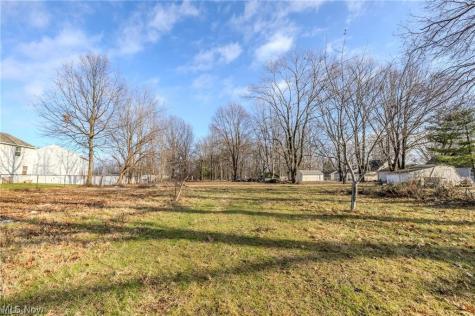 34469 Roberts Road Eastlake OH 44095