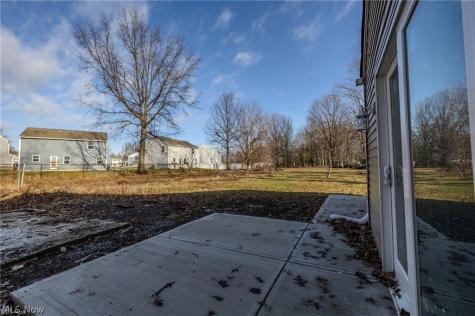 34469 Roberts Road Eastlake OH 44095