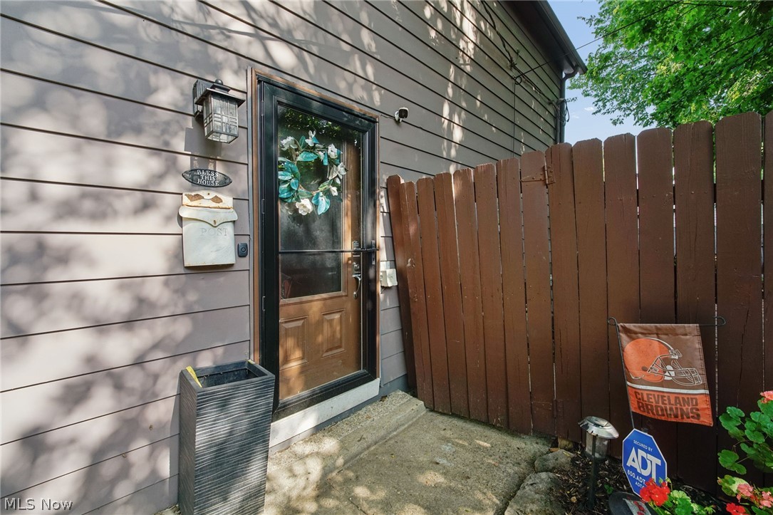 464 Stewart Avenue Columbus OH 43206
