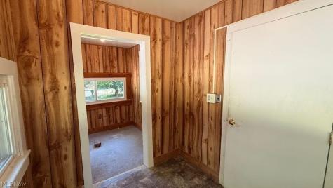629 Portage Lakes Drive Akron OH 44319