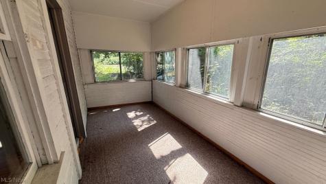 629 Portage Lakes Drive Akron OH 44319