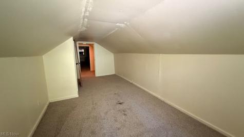 629 Portage Lakes Drive Akron OH 44319