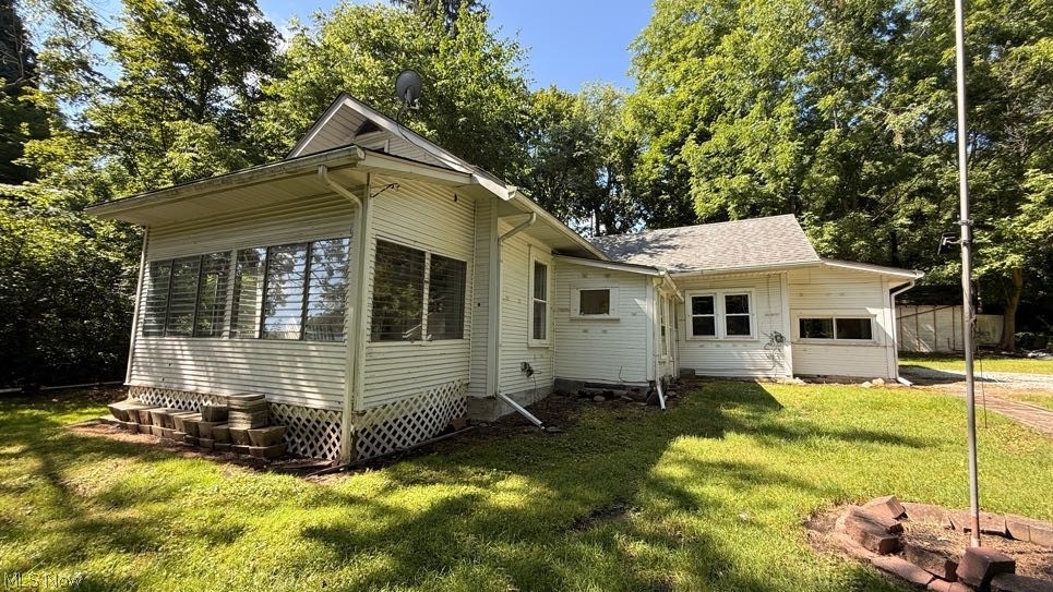 629 Portage Lakes Drive Akron OH 44319