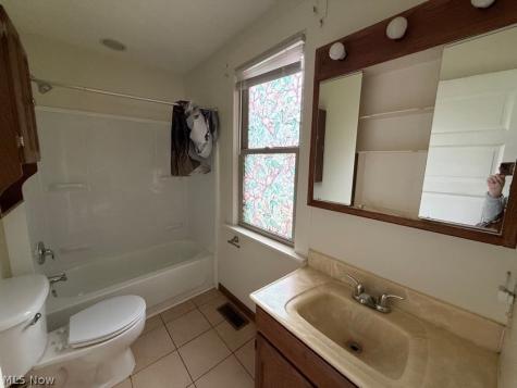85 S Cleveland Avenue Mogadore OH 44260