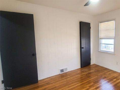 23718 Cedar Road Beachwood OH 44122