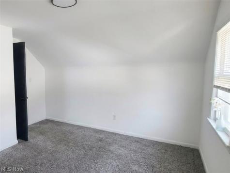 23718 Cedar Road Beachwood OH 44122