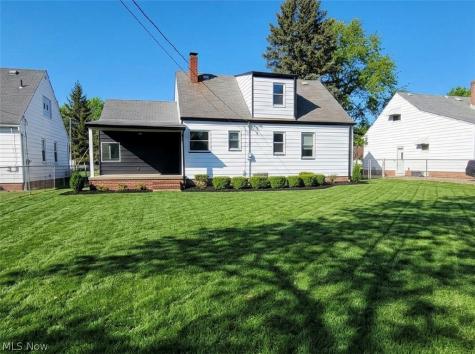 23718 Cedar Road Beachwood OH 44122
