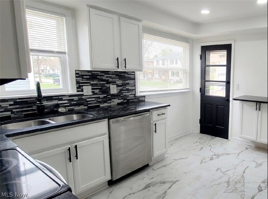23718 Cedar Road Beachwood OH 44122