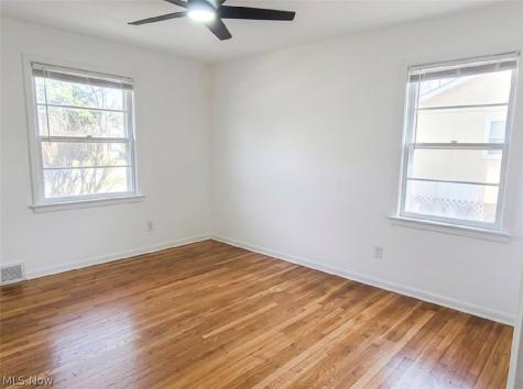 23718 Cedar Road Beachwood OH 44122