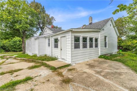 80 Egbert Road Bedford OH 44146