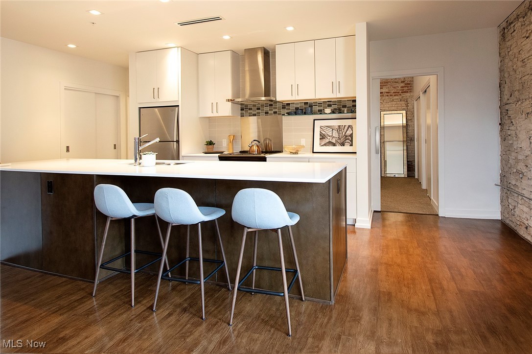 725 Johnson Court Cleveland OH 44113