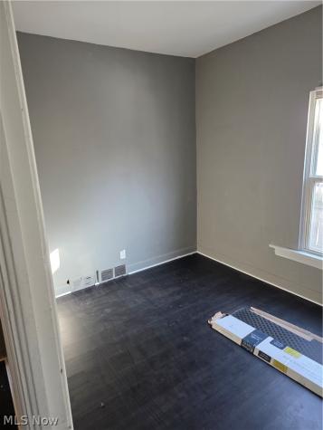 168 Lake Avenue Elyria OH 44035