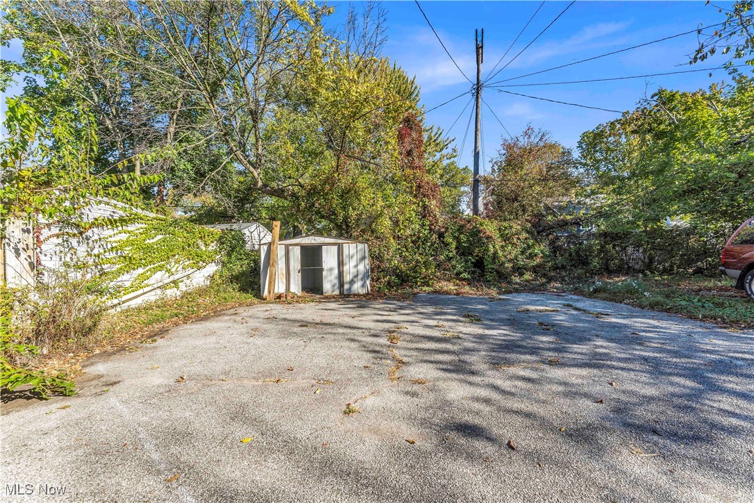 1289 W 115th Street Cleveland OH 44102