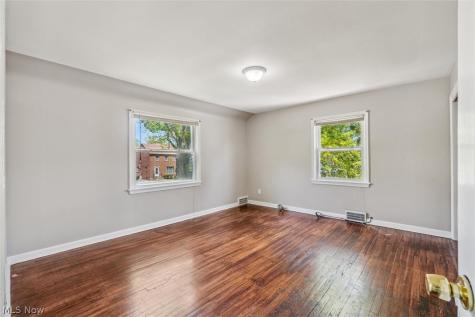 4016 Bayard Road South Euclid OH 44121