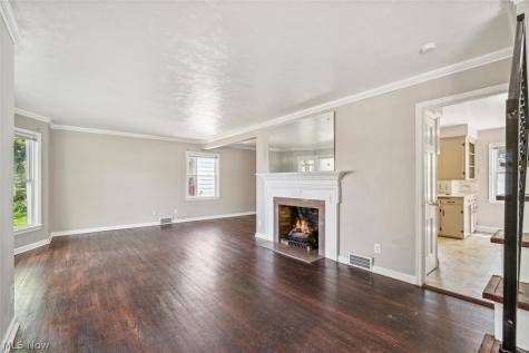 4016 Bayard Road South Euclid OH 44121