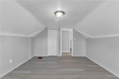 461 E 272nd Street Euclid OH 44132