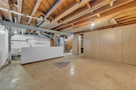 461 E 272nd Street Euclid OH 44132