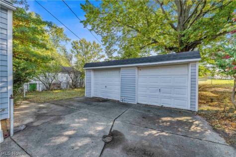 461 E 272nd Street Euclid OH 44132