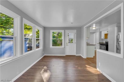 461 E 272nd Street Euclid OH 44132