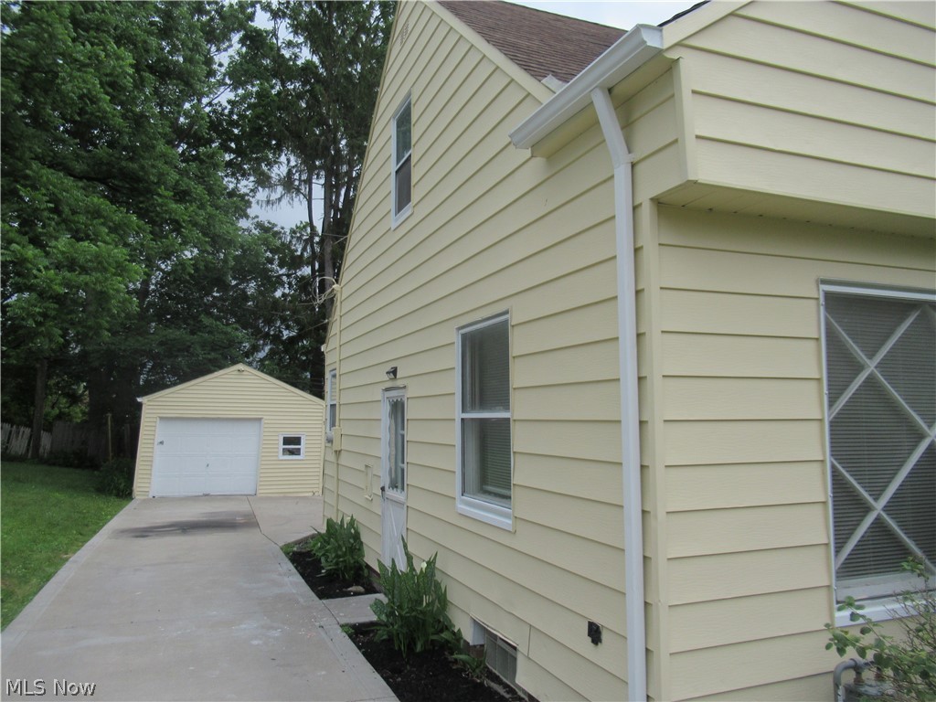 86 Cowles Avenue Bedford OH 44146