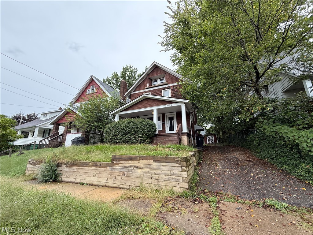897 Polk Avenue Akron OH 44314