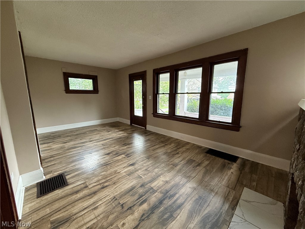897 Polk Avenue Akron OH 44314