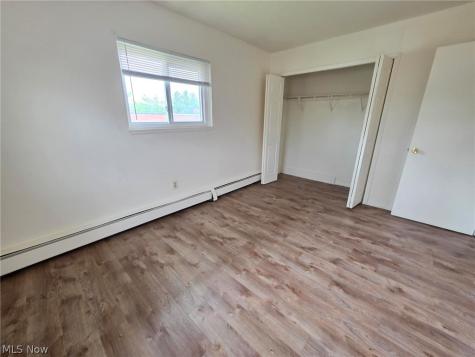 4820 Lee Road Cleveland OH 44128